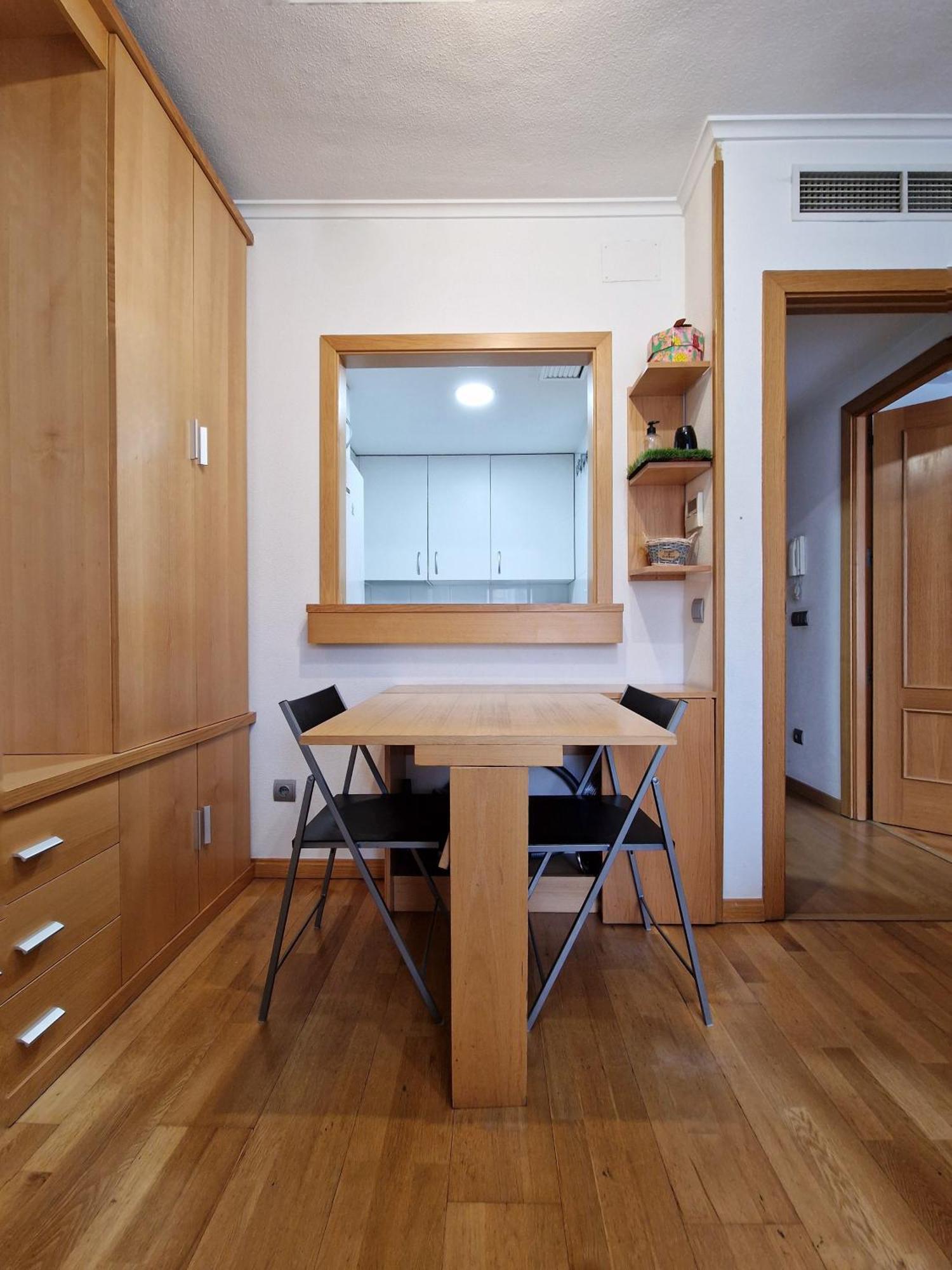 Appartement Samaniego, Piscina Y Garaje Junto Civitas Metropolitano Y Aeropuerto Madrid