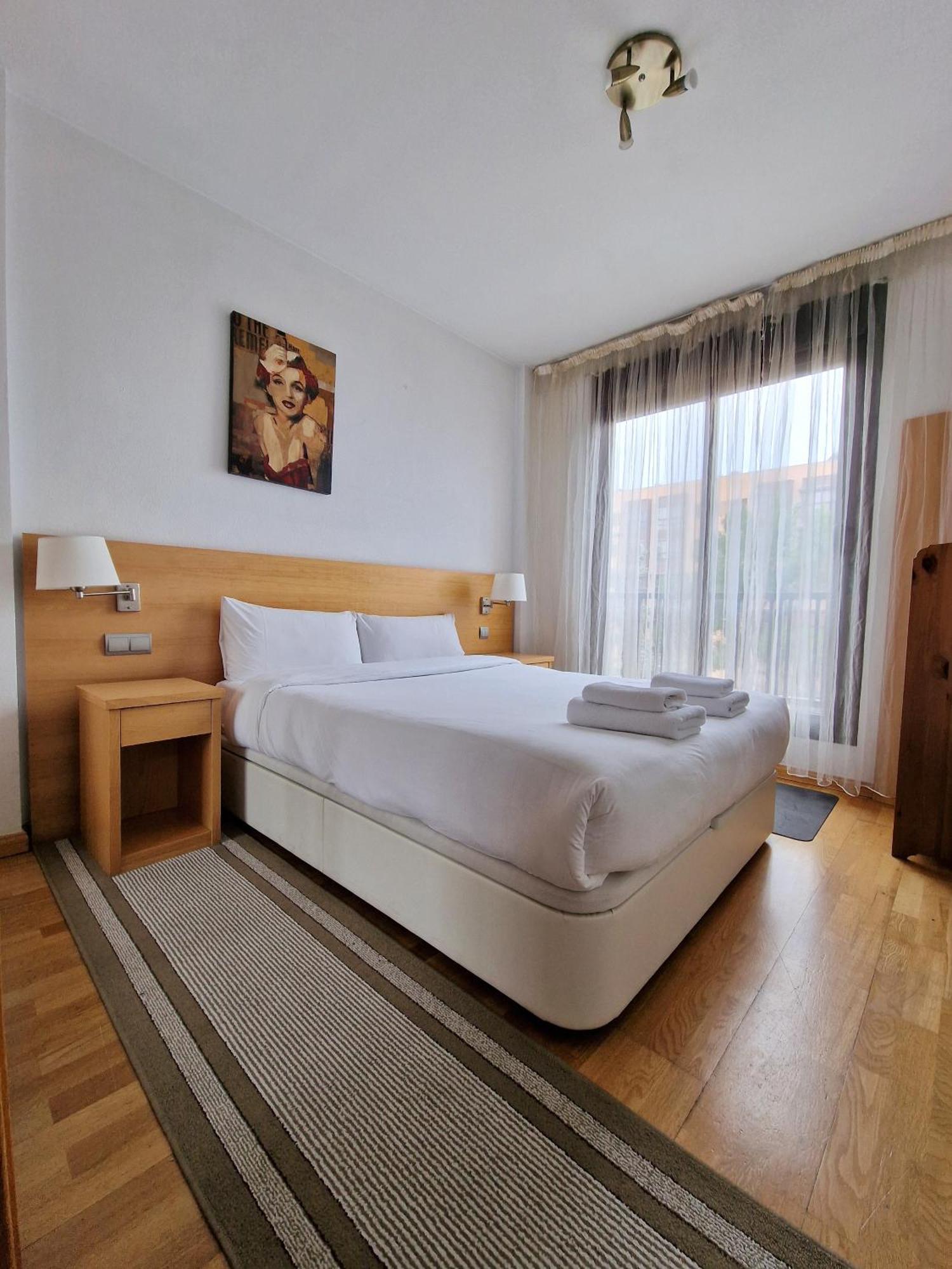 Appartement Samaniego, Piscina Y Garaje Junto Civitas Metropolitano Y Aeropuerto Madrid